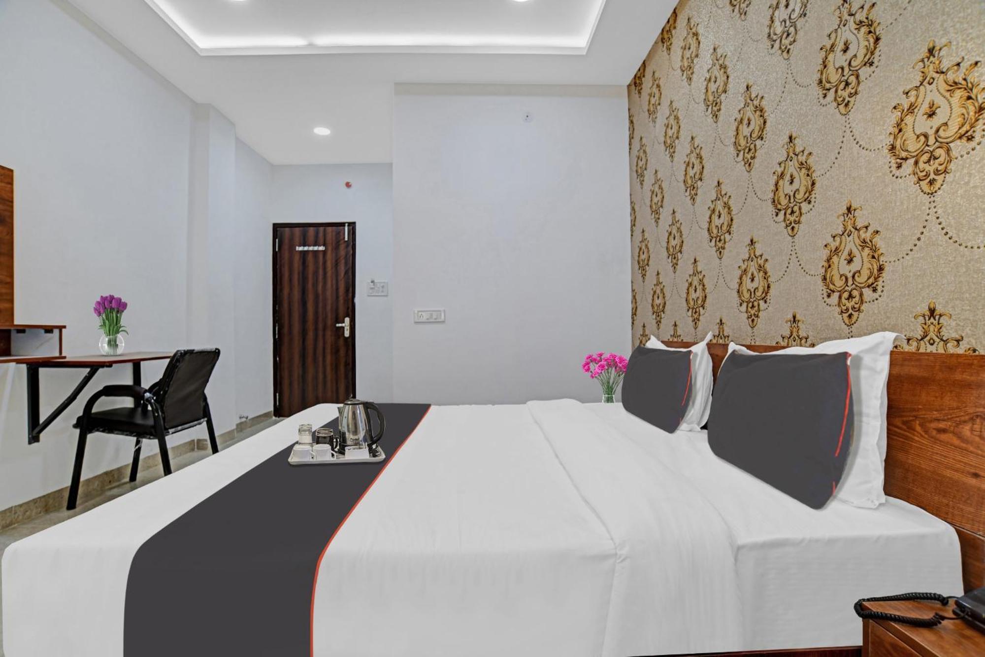 Hotel O Shivaay Indore Eksteriør billede